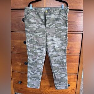 Wit & Wisdom Green Camo Print Jeans